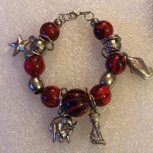 Color wood charms bracelet